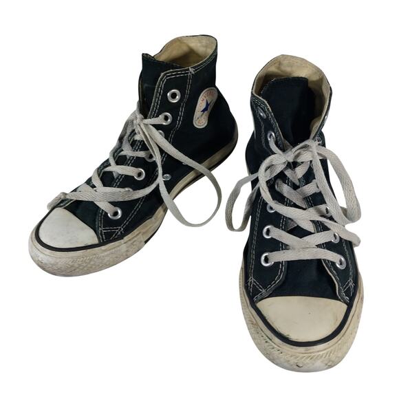 CONVERSE! CHUCK TAYLOR ALL STAR BLACK, WHITE HIGH TOP SNEAKERS, TENNIES! SZ 6 - Picture 3 of 10